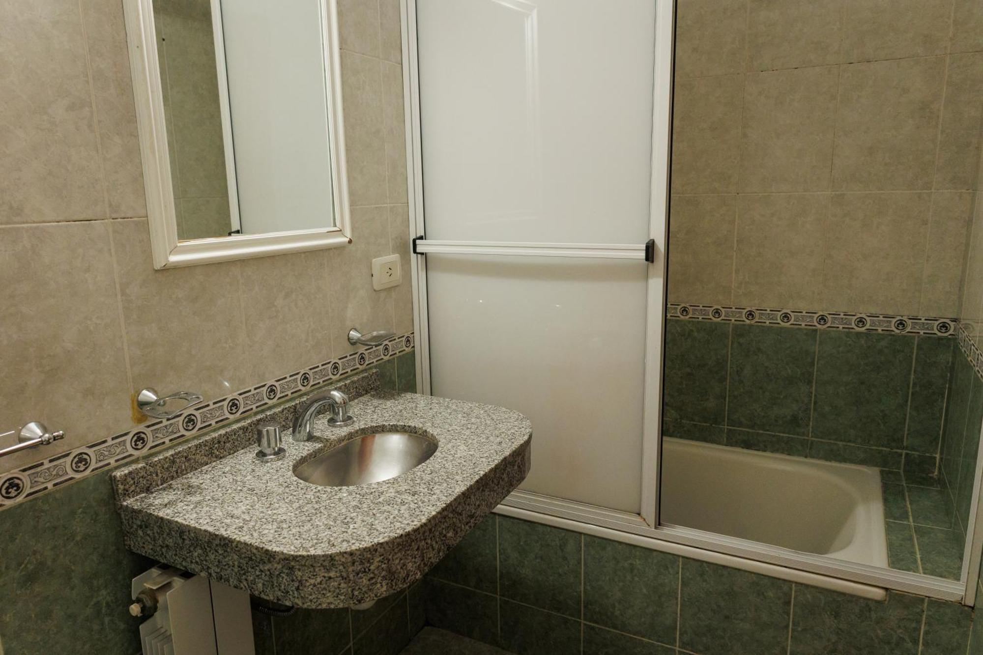 קורדובה Hotel Petit מראה חיצוני תמונה